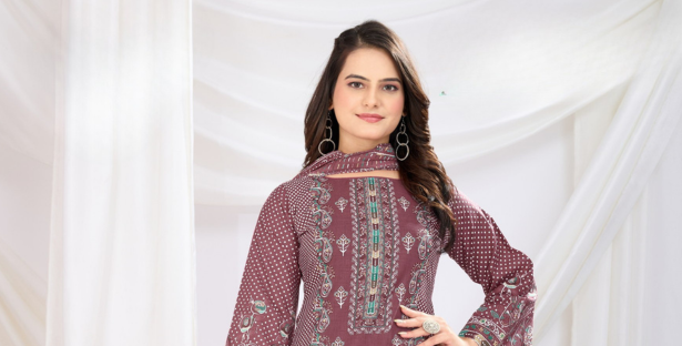 6 Must-Have Ethnic Pieces for Every Woman’s Wardrobe